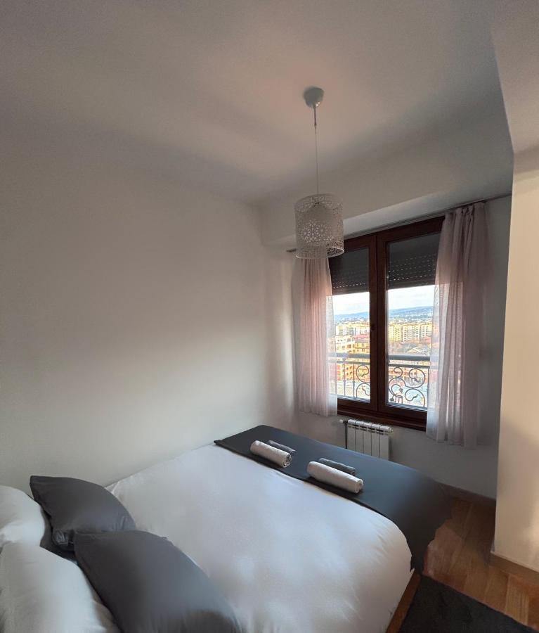 Apartments Empire - Adora Flatiron Skopje Exterior foto